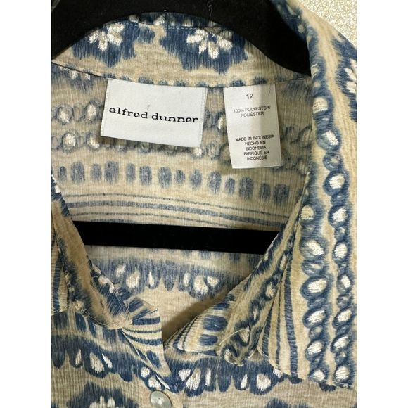 Alfred Dunner Women's Semi Sheer Floral Print Design Button Up Blouse Size 12 - Picture 3 of 4